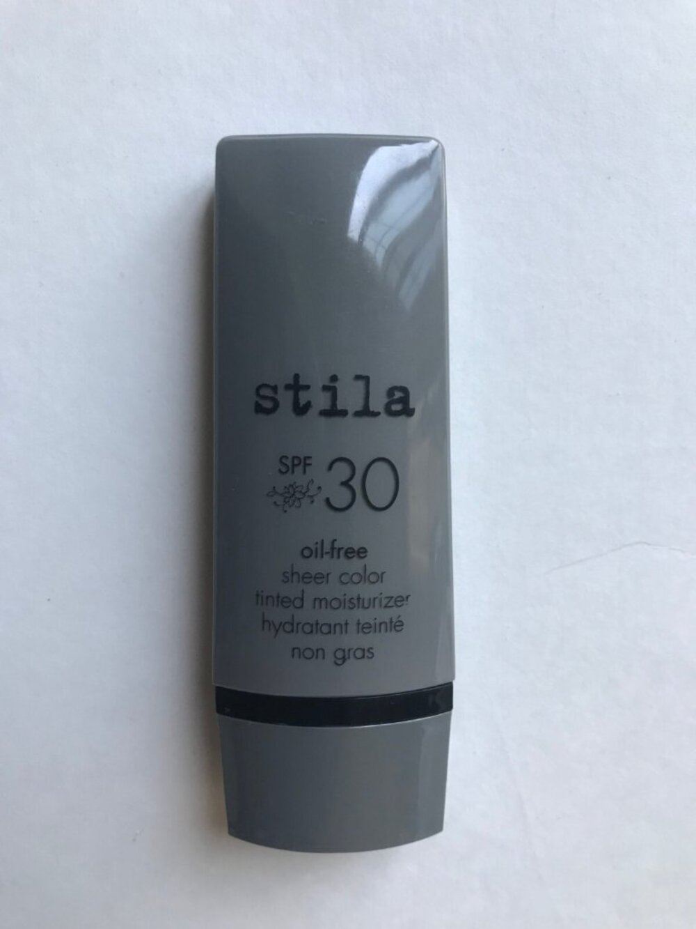 Stila Tinted Moisturizer SPF 30 Foundation TONE 1.7 Oz 50ml Oil Free NWOB 🎀